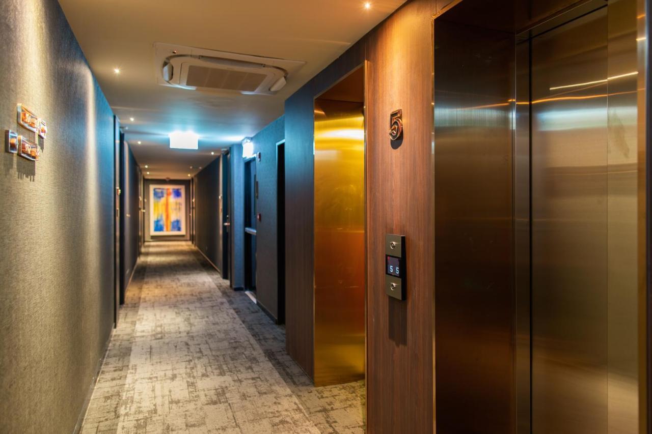 The Gravitique Hotel Khaosan Bangkok Esterno foto