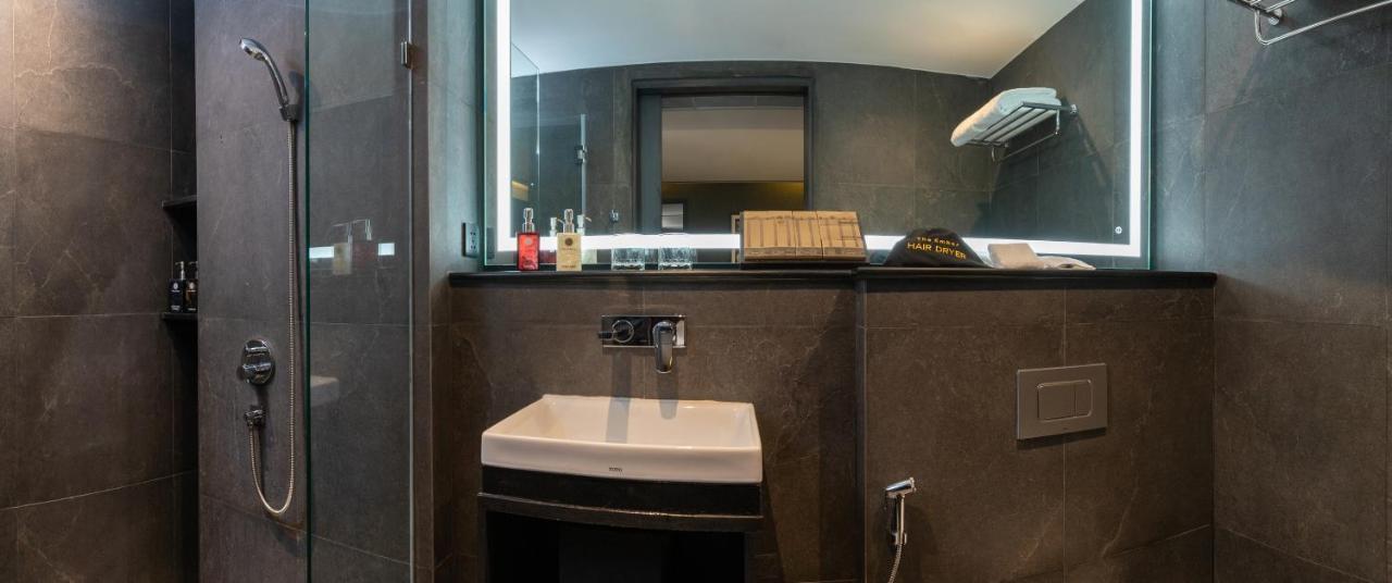 The Gravitique Hotel Khaosan Bangkok Esterno foto