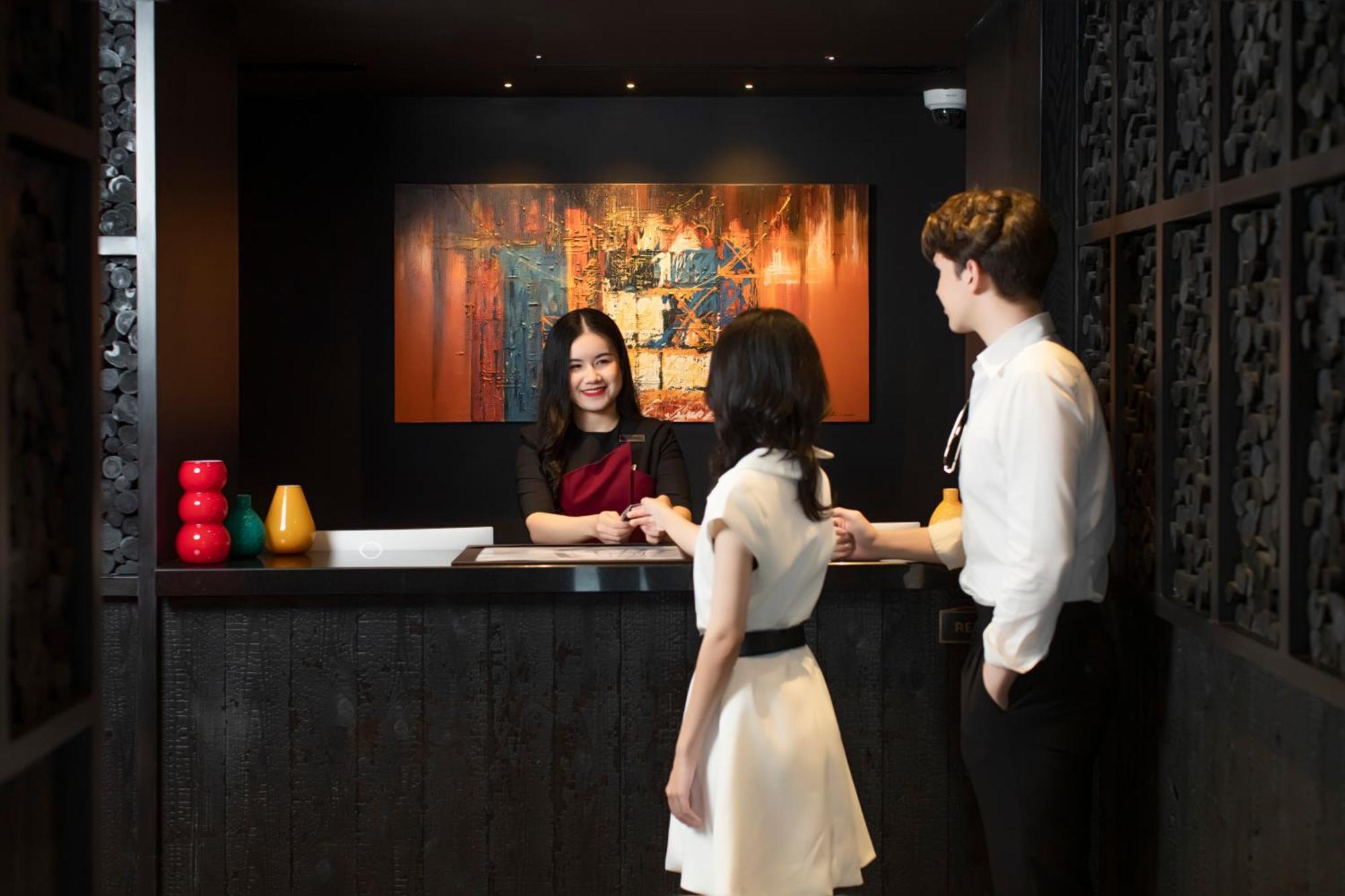 The Gravitique Hotel Khaosan Bangkok Esterno foto